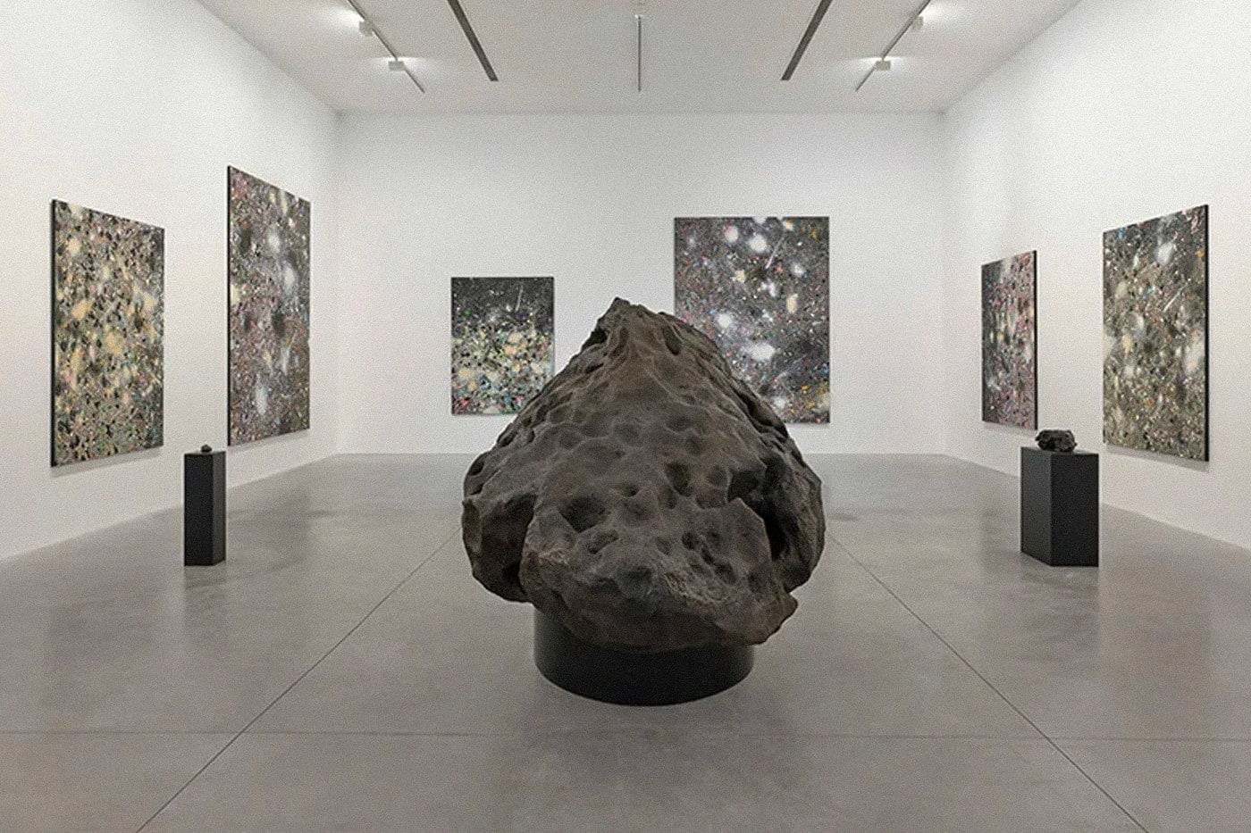 Damien Hirst ‘The Light That Shines’ Exhibition Château La Coste Provence Info