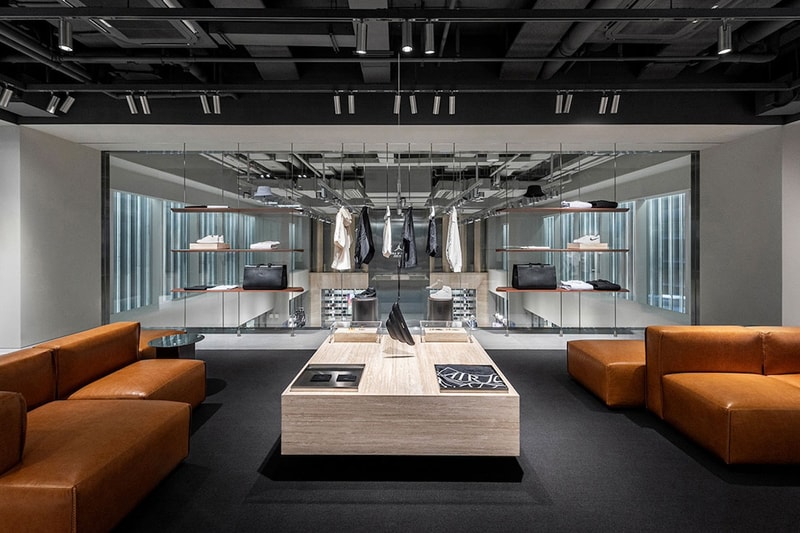 Jordan Brand Opens First World of Flight Store in China beijing sanlitun sneakerse air jordan wings jumpman shoes clothes michael jordan