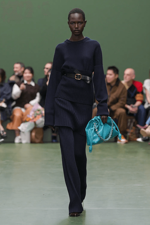 LOEWE Fall Winter 2024 Paris Fashion Week menswear womenswear Jonathan Anderson runway show