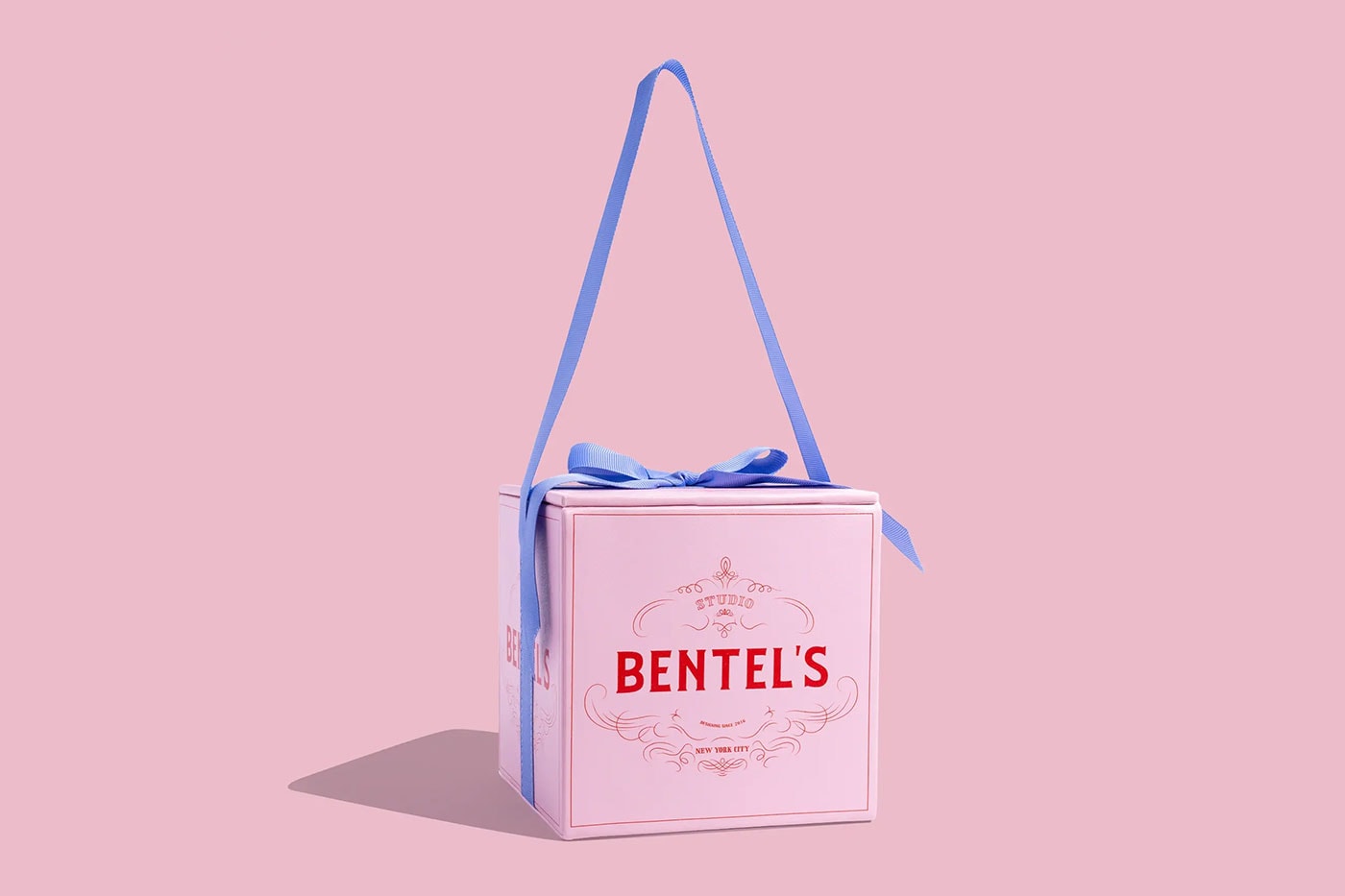 The Bentel's Box Bag / Foto vía Nik Bentel Studio
