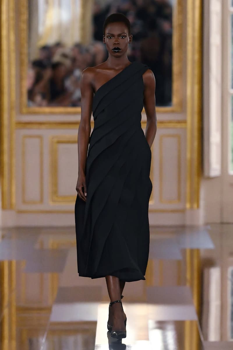 Pierpaolo Piccioli Says Black Is the New Pink for Valentino FW24 fall winter 2024 paris fashion week collection its' the color of these times all-black collection