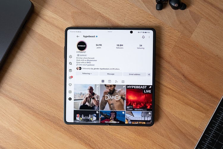 Porsche Design HONOR Magic V2 RSR Review