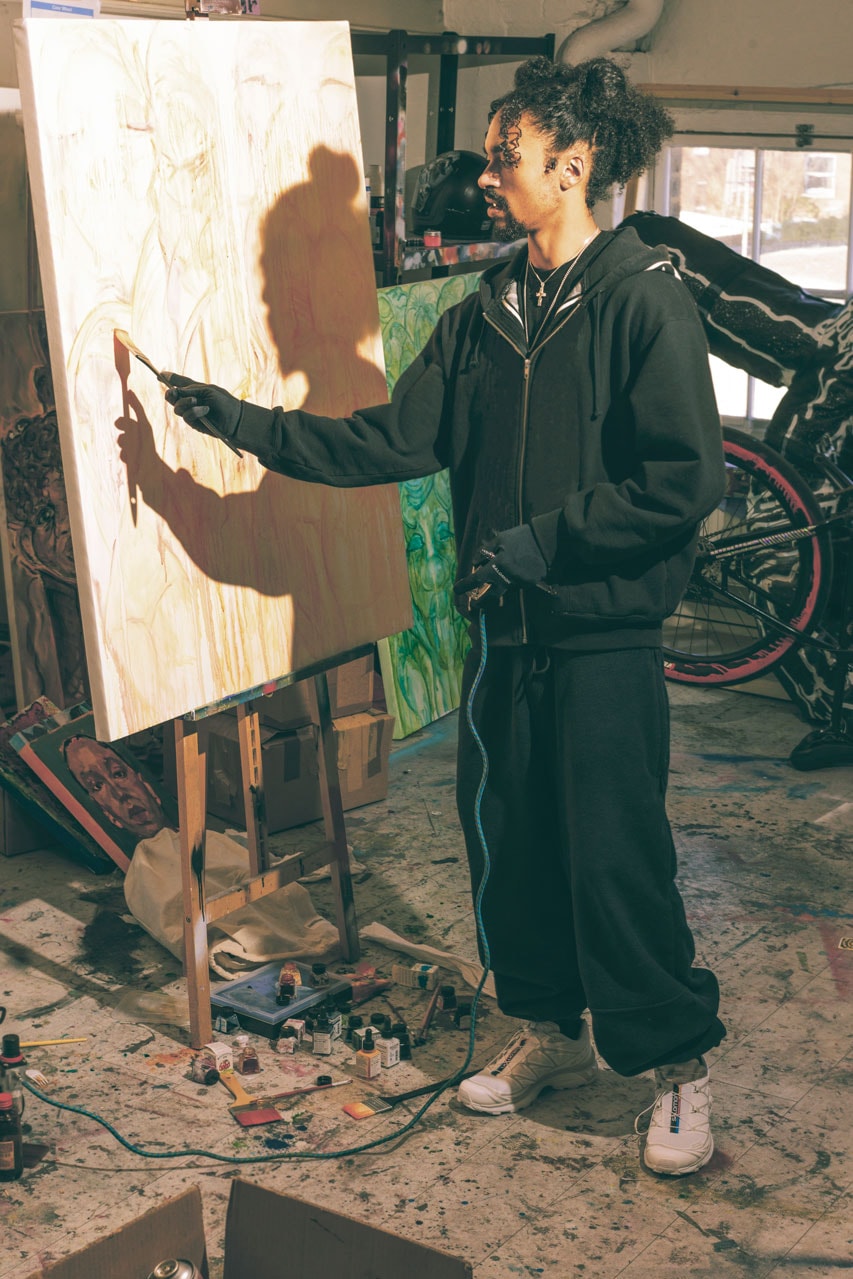 Editorial Hypebeast: referência visual Salomon XT-6 em contexto urbano