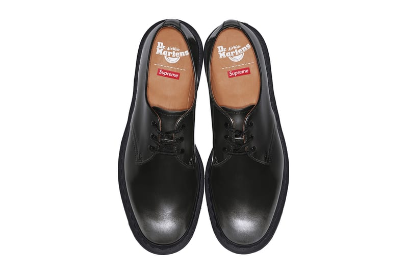 最新商品【ピーキー様専用】Supreme × Dr.Martens 靴