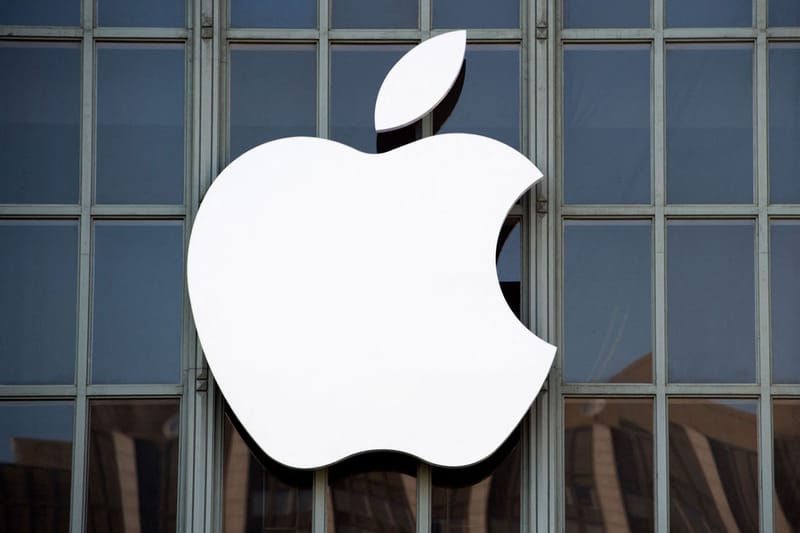 Apple Scrapped its Electric Car in This Week's Tech Roundup
