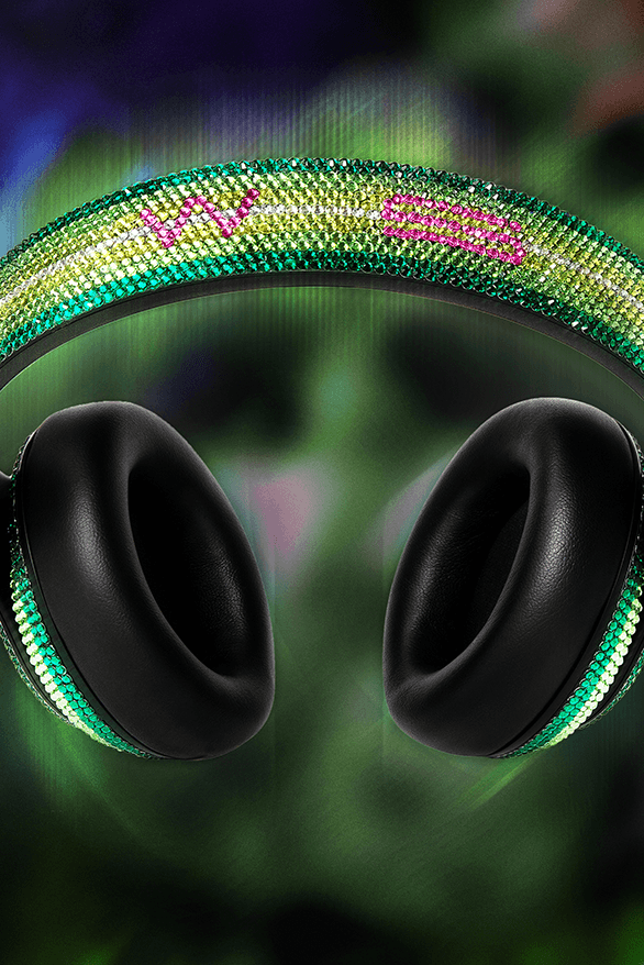 WINDOWSEN Beats Fall Winter 2024 Collaboration tech headphones Paris fashion week womenswear menswear gadget