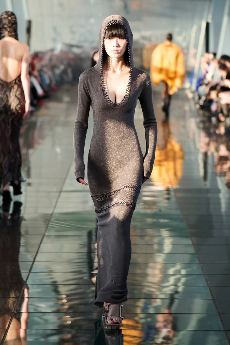 Dion Lee Fall 2024 Sculpts Utilitarian Silhouettes for the Future Shanghai Fashion Week RTW ready to wear runway collection dune inspired unisex sculptures suits stars moon motif blazers destruction creation