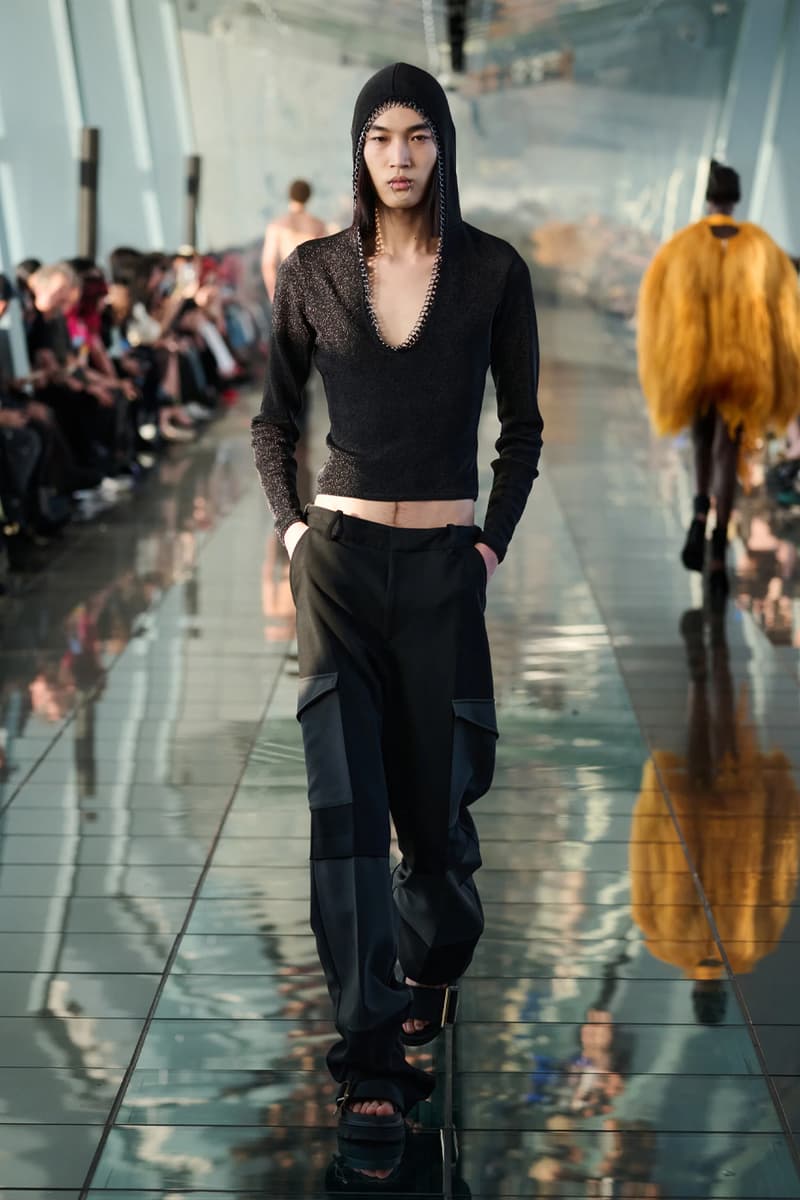 Dion Lee Fall 2024 Sculpts Utilitarian Silhouettes for the Future Shanghai Fashion Week RTW ready to wear runway collection dune inspired unisex sculptures suits stars moon motif blazers destruction creation