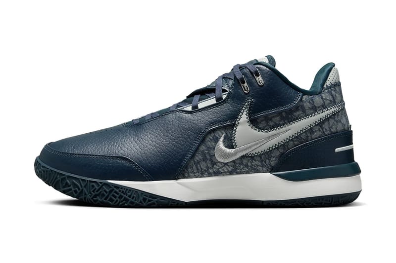 Nike Zoom Lebron NXXT Gen AMPD Surfaces in "Georgetown"
