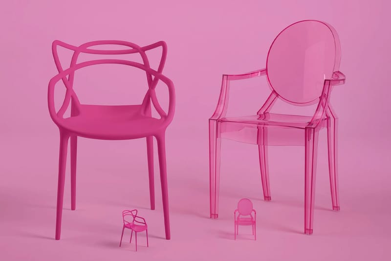 Розовые стулья Barbie от Kartell и Mattel стали хитом Недели дизайна в Милане