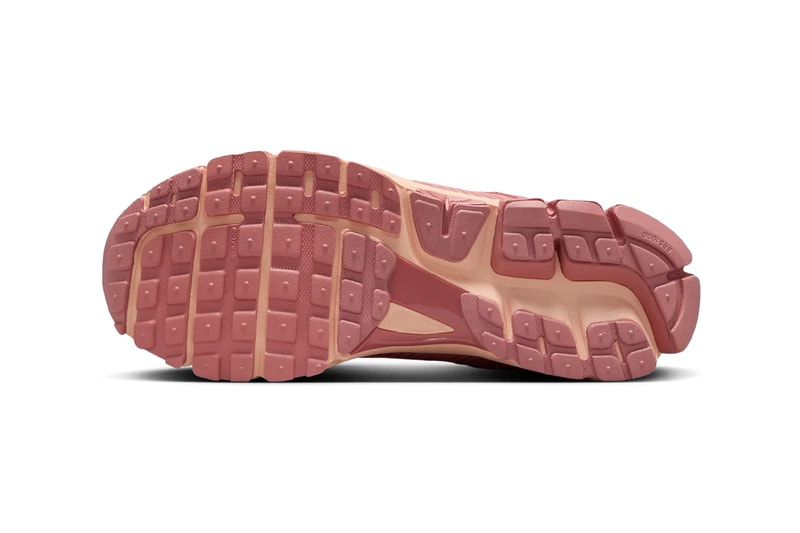 Nike Zoom Vomero 5 Surfaces in "Red Stardust" HF1553-600 comfortable everyday shoes rosy colorway monochromatic tone everyday sneakers shoes 