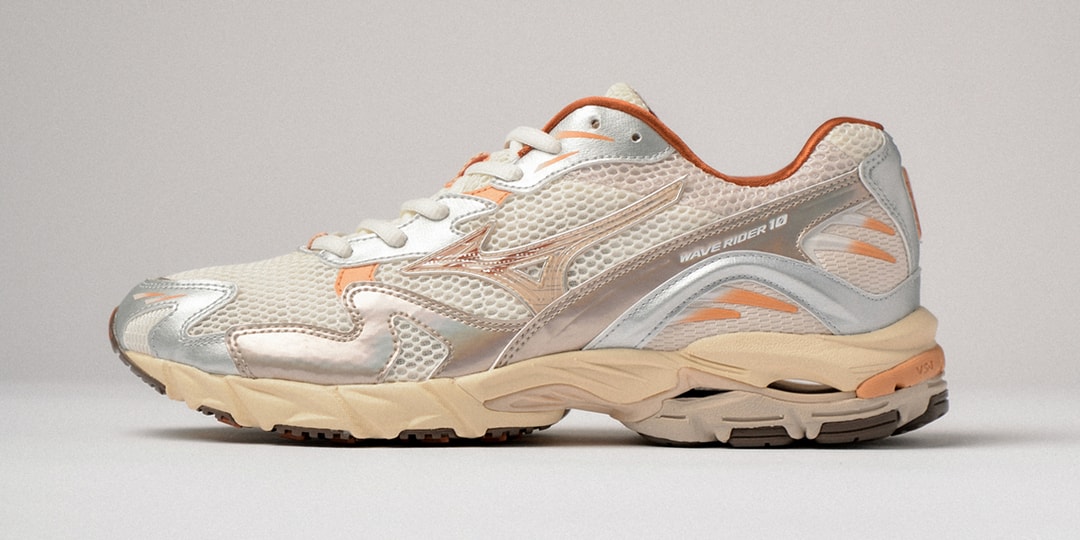 Mizuno Releases Stylish Wave Rider 10 OG in "Shifting Sand and Snow"