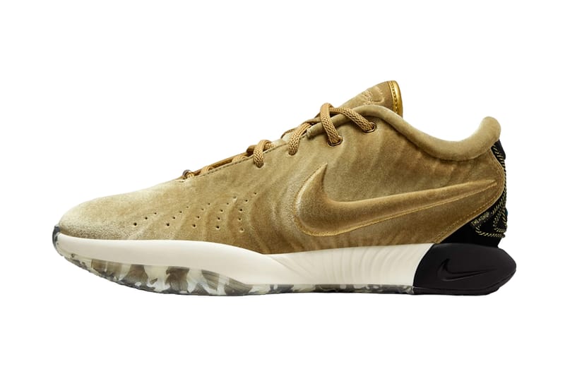 Official Images of 'The Shop' x Nike LeBron 21