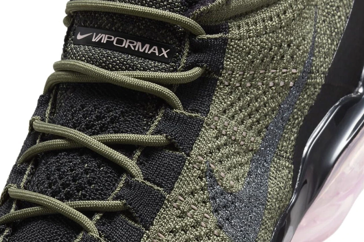 Nike Air Vapormax 2023 Flyknit 全新配色「Medium Olive/Pink Oxford」正式登場