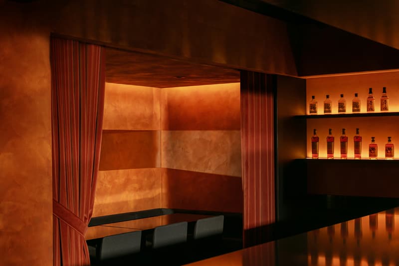 AMA Cocktail Lounge Channels the Allure of ‘Bladerunner 2049’ Design