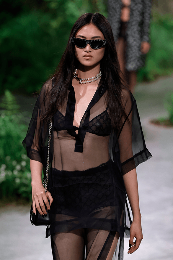 Gucci Cruise 2025 London Runway Show sabato de Sarno womenswear Tate modern