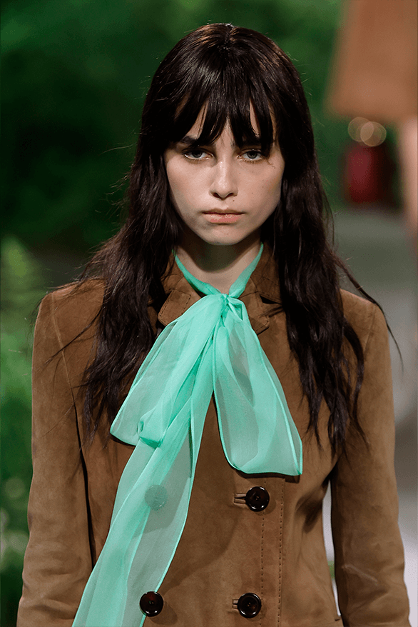 Gucci Cruise 2025 London Runway Show sabato de Sarno womenswear Tate modern