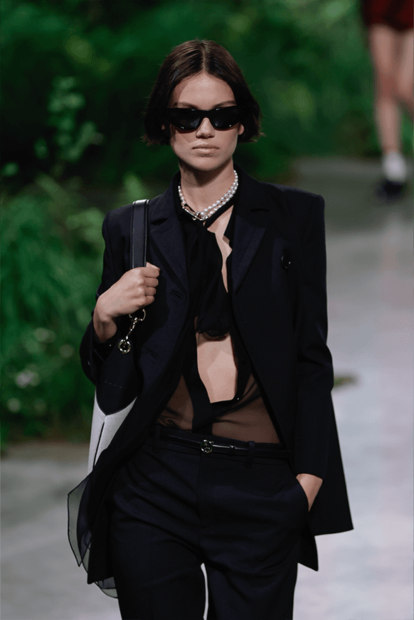 Gucci Cruise 2025 London Runway Show sabato de Sarno womenswear Tate modern