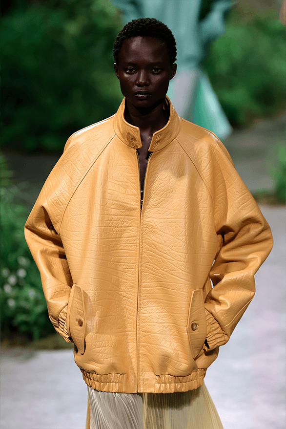 Gucci Cruise 2025 London Runway Show sabato de Sarno womenswear Tate modern