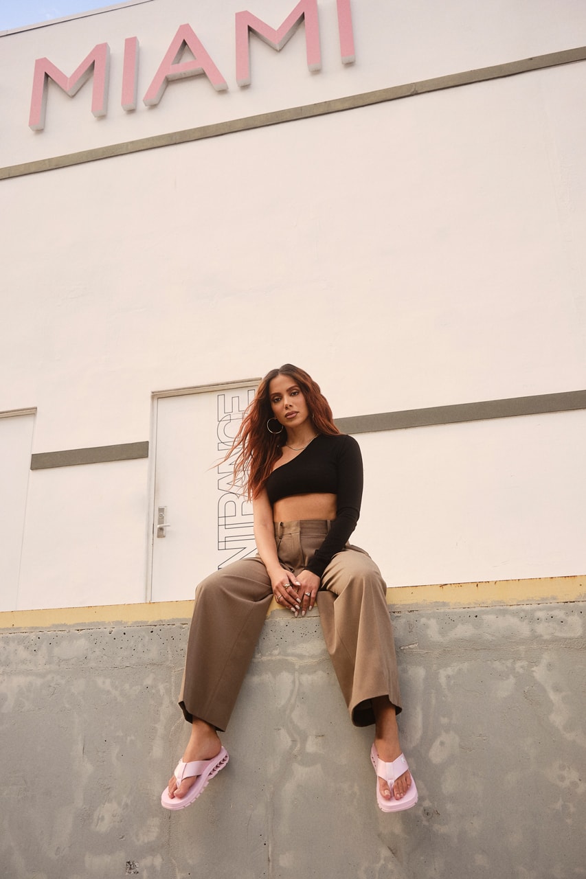 Kenner Anitta Masego Lady Lady Funk Generation Sandals Miami Lookbook J. Balvin L7NNON Brazil Rio de Janeiro