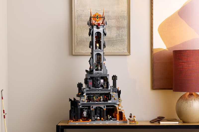 LEGO Lord of the Rings Barad-Dûr 10333 Release Date info store list buying guide photos price set Sauron™, Mouth of Sauron™, Orc™, Frodo, Sam, Gollum™ and Gothmog