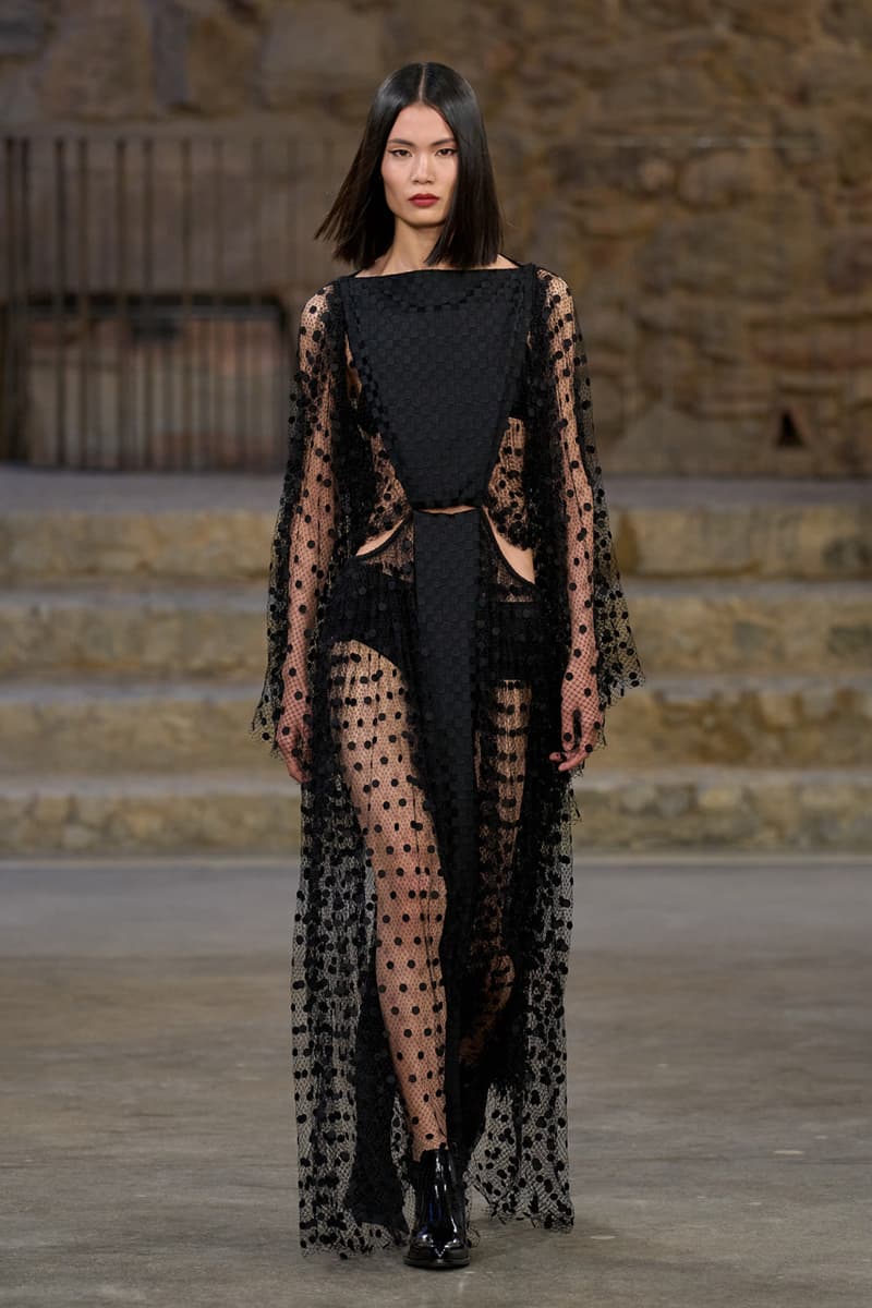 Louis Vuitton Cruise 2025 Is a Balancing Act of Time and Style Fashion Nicolas Ghesquière