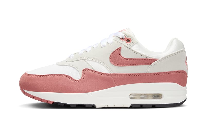 "Canyon Pink" Lands on the Nike Air Max 1