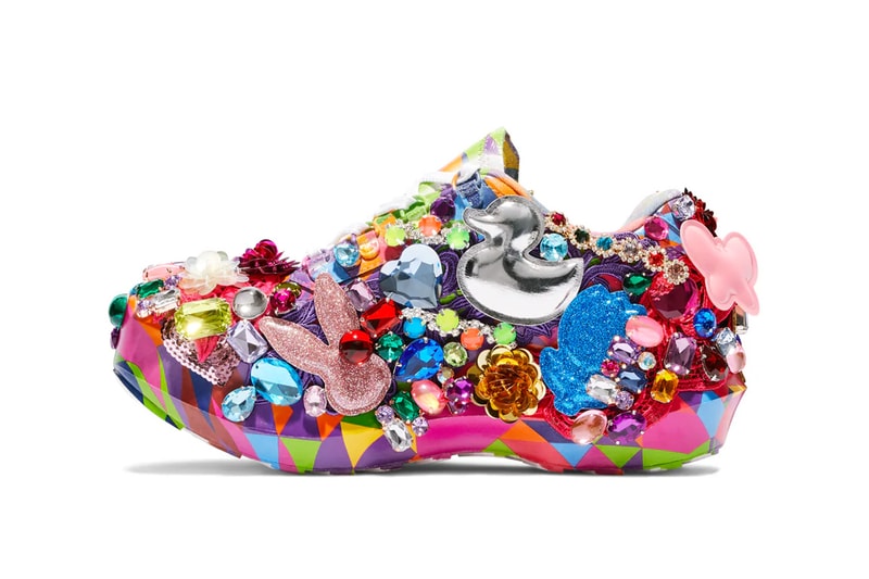 This Mutlit-Colored COMME des GARÇONS x Salomon SR811 Embellished Platform Is Perfectly Chaotic dsm dover street market london rei kawakubo paris fashion week sepetember 2023 ss24 spring summer 2024 womens collection 