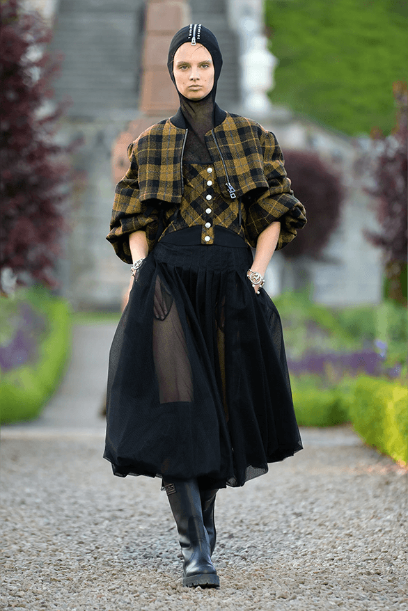 Dior Cruise 2025 Scotland Runway show womenswear Maria Grazia Chiuri