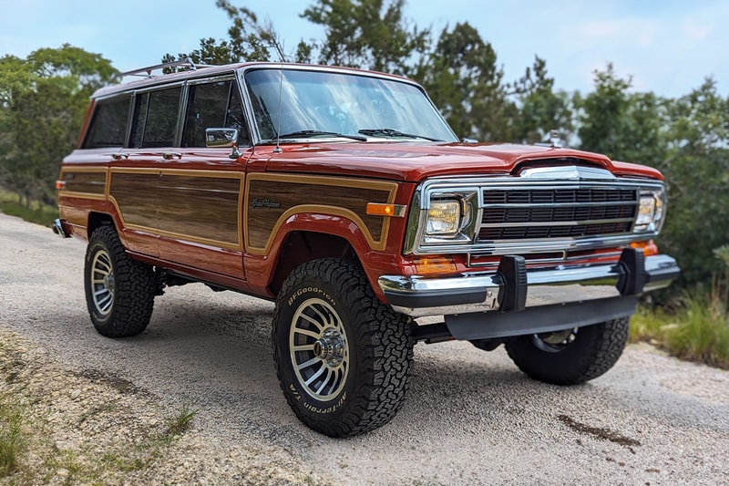 Superpowered Vigilante 1988 Jeep Grand Wagoneer Sale Info