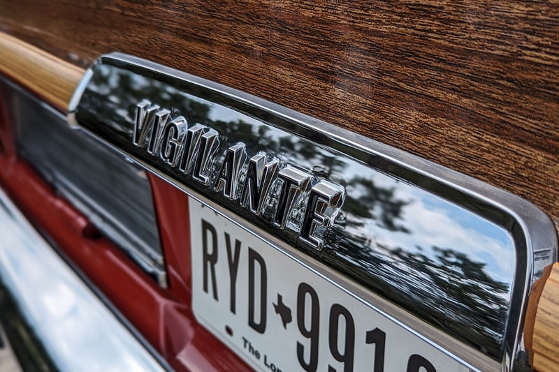 Superpowered Vigilante 1988 Jeep Grand Wagoneer Sale Info