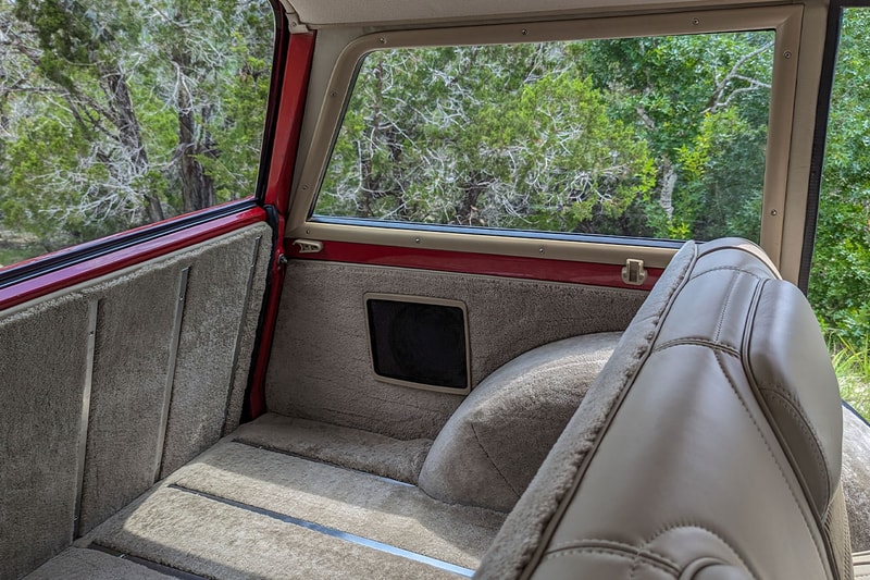 Superpowered Vigilante 1988 Jeep Grand Wagoneer Sale Info
