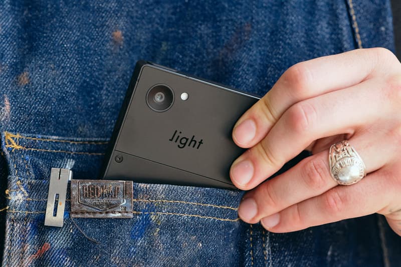 the light phone iii new model device hardware features flashlight camera preview specs pre order limited window special price contacts 5g