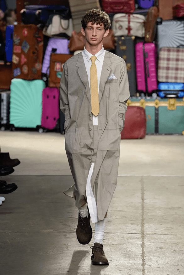 Moschino Spring Summer 2025 Milan Fashion Week menswear runway show Adrian Appiolaza