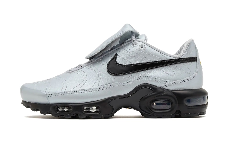 Nike Air Max Plus Tiempo Wolf Grey Soccer Sneaker | Hypebeast 