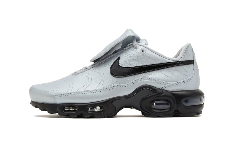 Nike Air Max Plus Tiempo Wolf Grey Soccer Sneaker