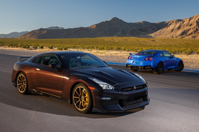 nissan r35 gt-r car vehicle model run discontinued announcement two finals special limited edition releases T-spec Takumi Edition Skyline Edition
