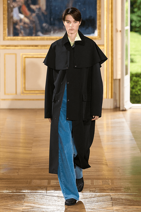 AURALEE Spring Summer 2024 Paris Fashion Week menswear runway new balance collaboration 