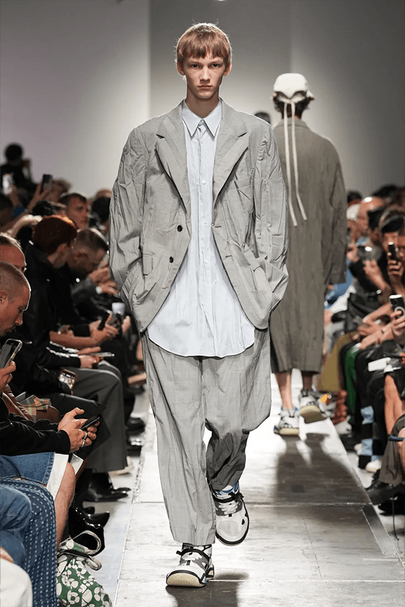 Hed Mayner Spring Summer 2025 Paris Fashion Week menswear runway