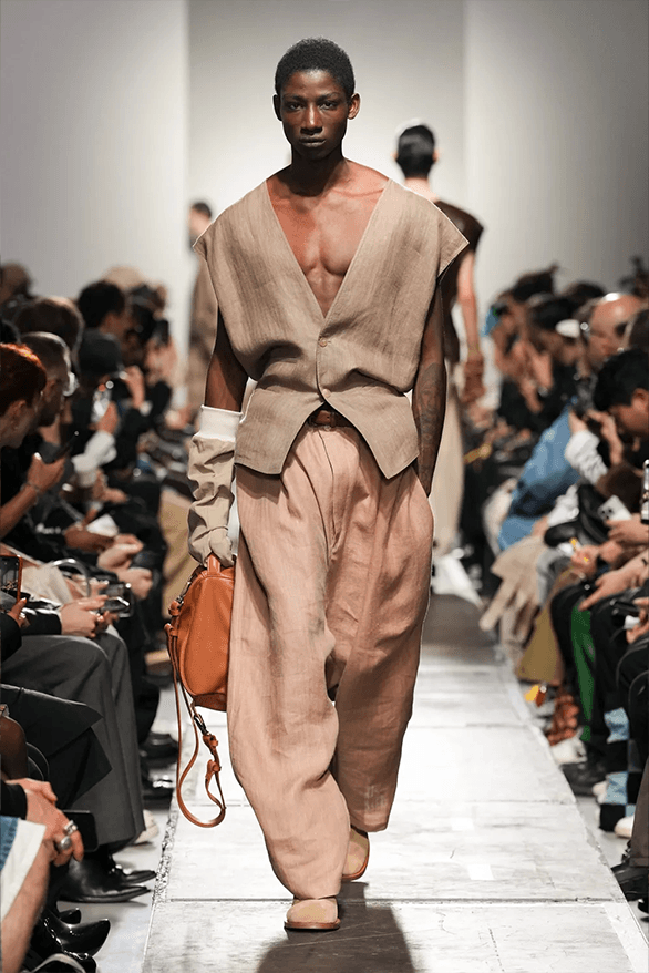 Hed Mayner Spring Summer 2025 Paris Fashion Week menswear runway