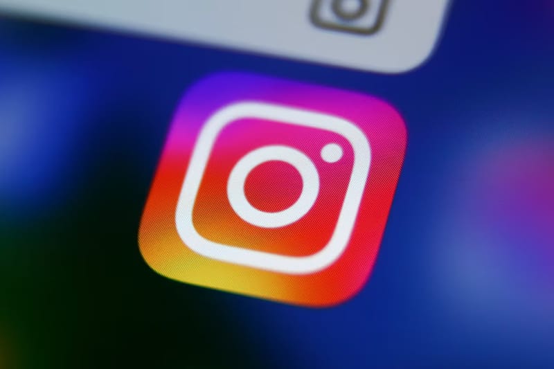 Дженни Beats Solo Buds TikTok AI Creaots Аватары Обновление Instagram Живая функция Обновление нового генерального директора Адама Моссери Алгоритм интервью