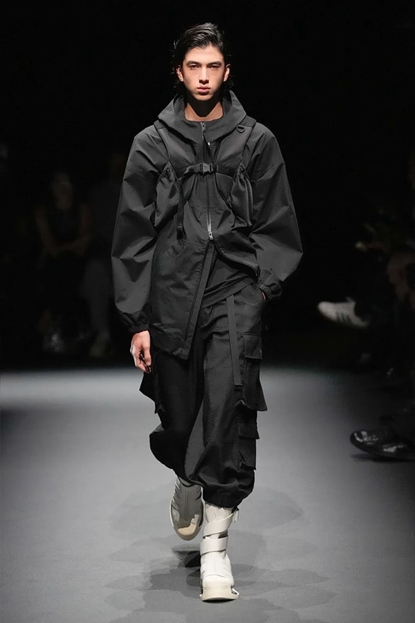 Y3 Spring Summer 2025 Paris Fashion Week menswear womenswear streetwear Adidas sportswear runway show