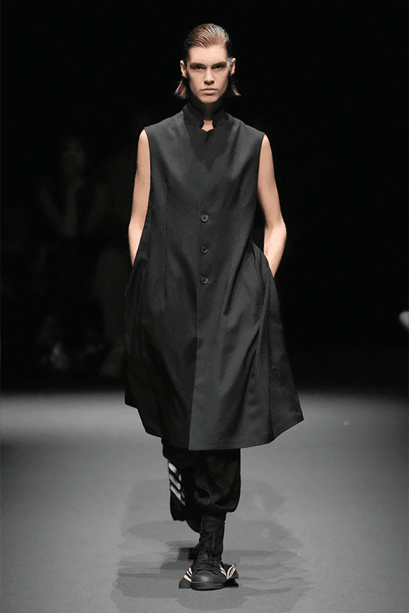 Y3 Spring Summer 2025 Paris Fashion Week menswear womenswear streetwear Adidas sportswear runway show