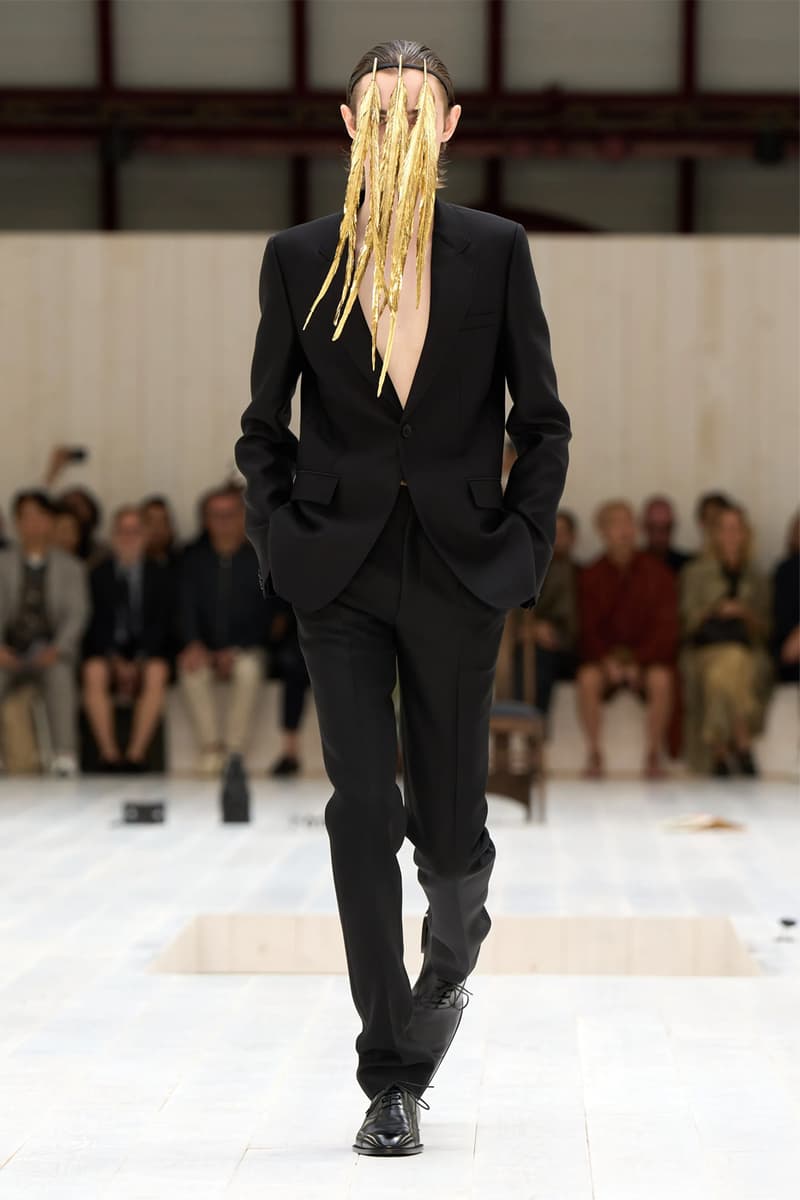 LOEWE SS25 Paris Fashion Week Jonathan Anderson Collection menswear feather radical silhouette opulent lvmh luxury