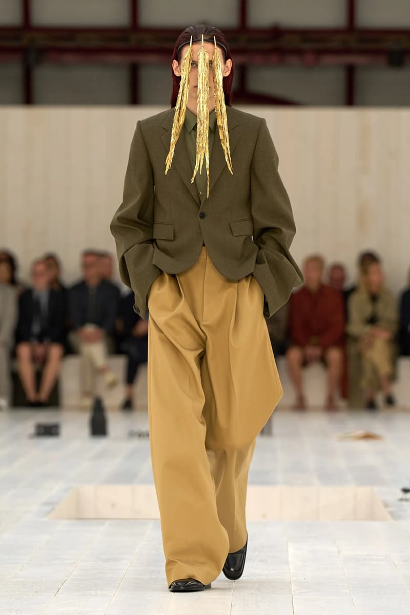 LOEWE SS25 Paris Fashion Week Jonathan Anderson Collection menswear feather radical silhouette opulent lvmh luxury