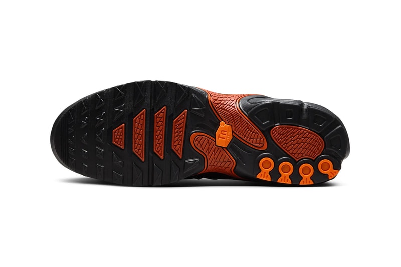 Nike Air Max Plus Drift “Dragon” FD4290-010 Release Info Off Noir Black Dragon Red Hyper Crimson Swoosh logo 
