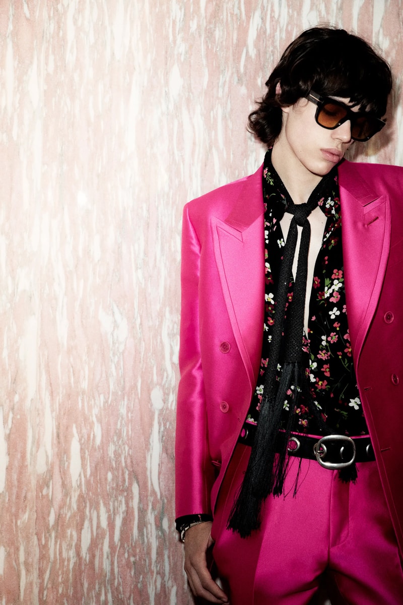 tom ford peter hawkings spring 2025 menswear collection fashion week paris milan 70s style mick jagger david bowie