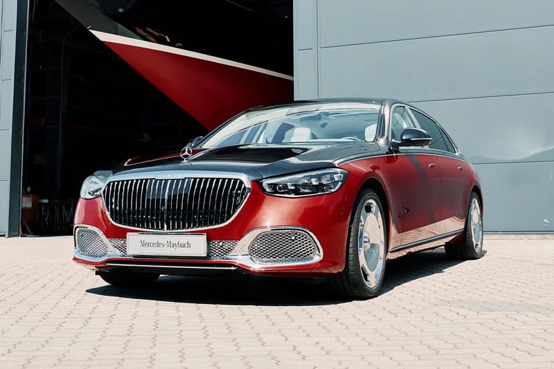 Mercedes-Maybach представляет эксклюзивный праздничный S-класс