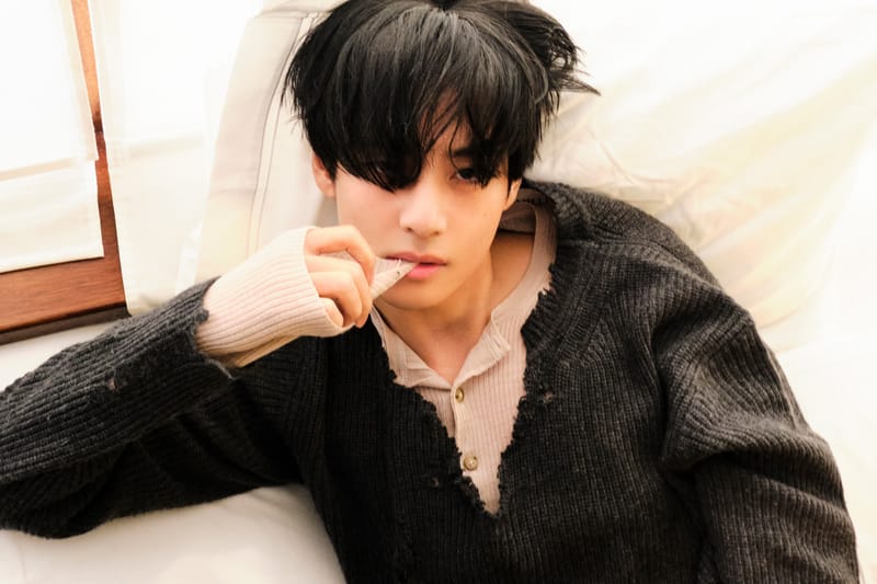 BTS’ V Releases Photobook ‘TYPE 1′