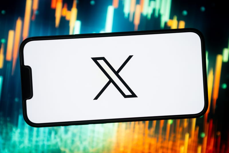 EU Warns that X's Blue Checkmarks Are Deceptive